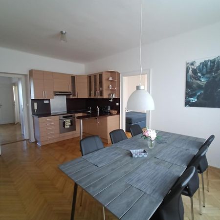 Vila Malvazinky Praha Eksteriør bilde
